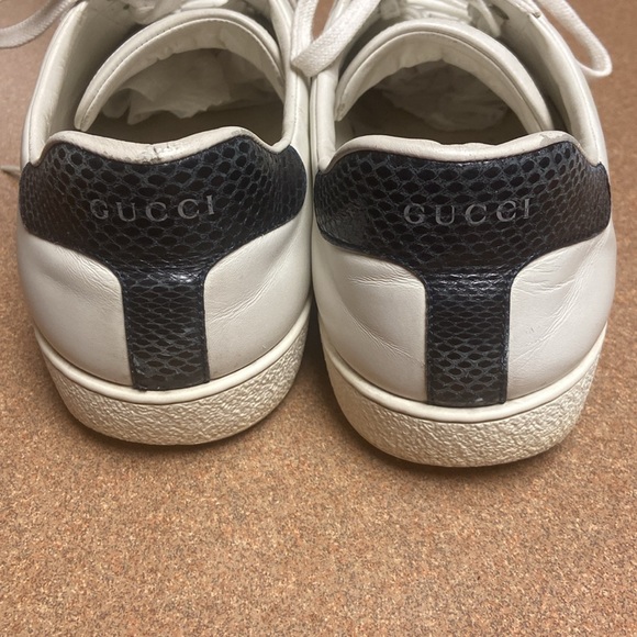 Gucci Ace Leather Sneakers - Picture 6 of 16